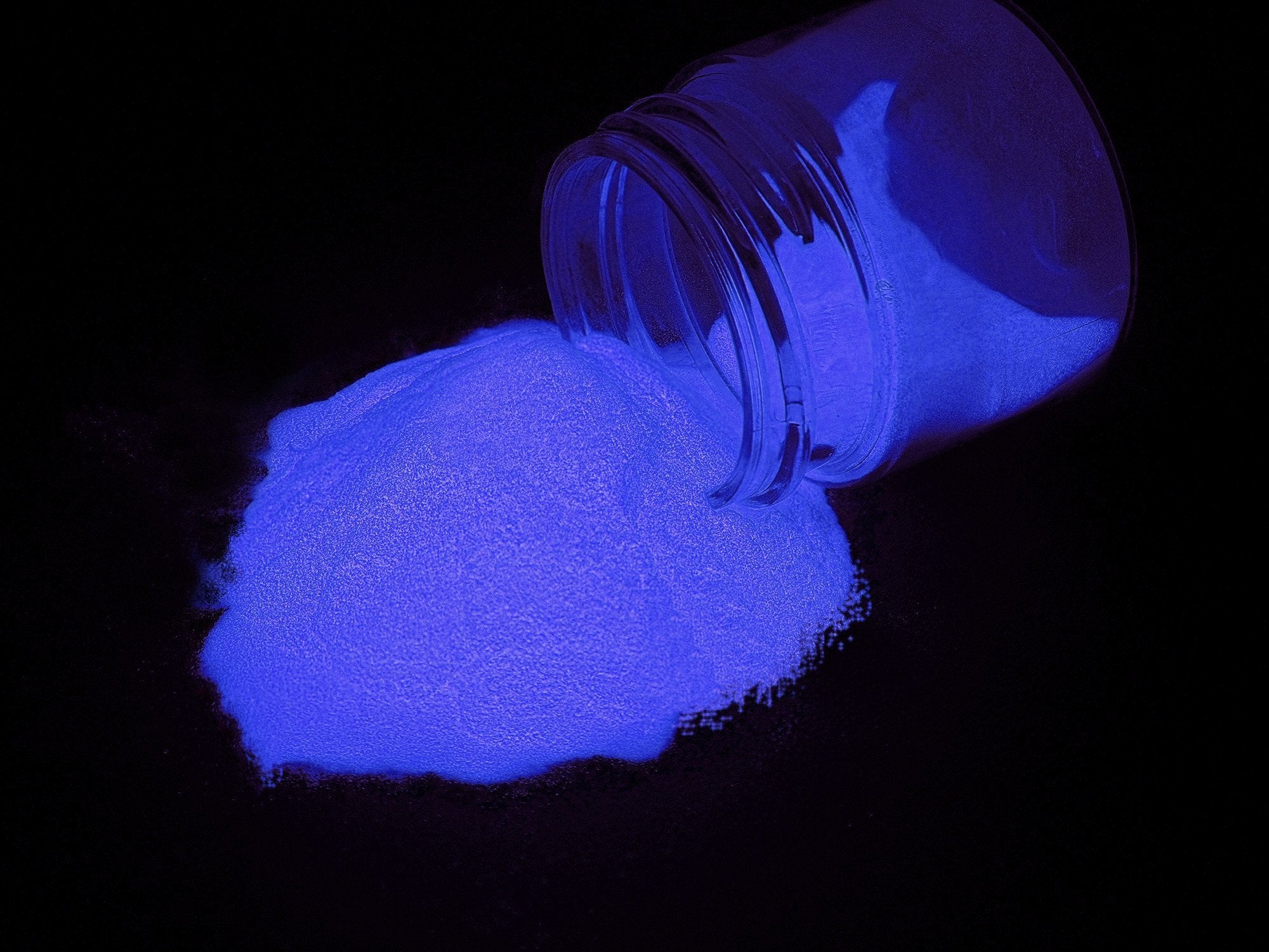 Glomania Green Glow In The Dark Pigment Powder – 10g, Daytime Invisible, Strontium Aluminate, UV/Blacklight
